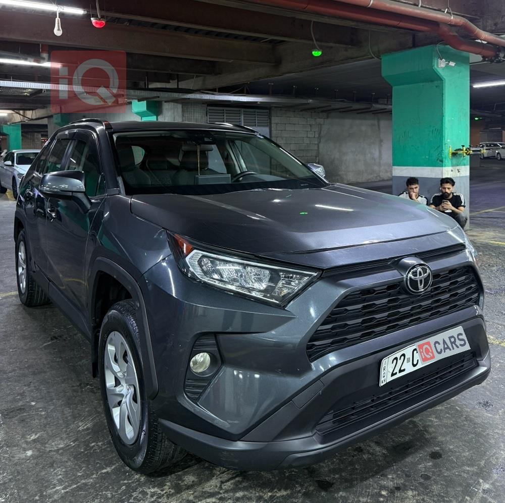 تويوتا راف 4